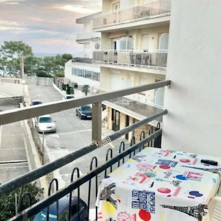 Loft Sencillo Con Terraza Y Aire Acondicionado A Pocos Metros Del Mar En - Es-9-159